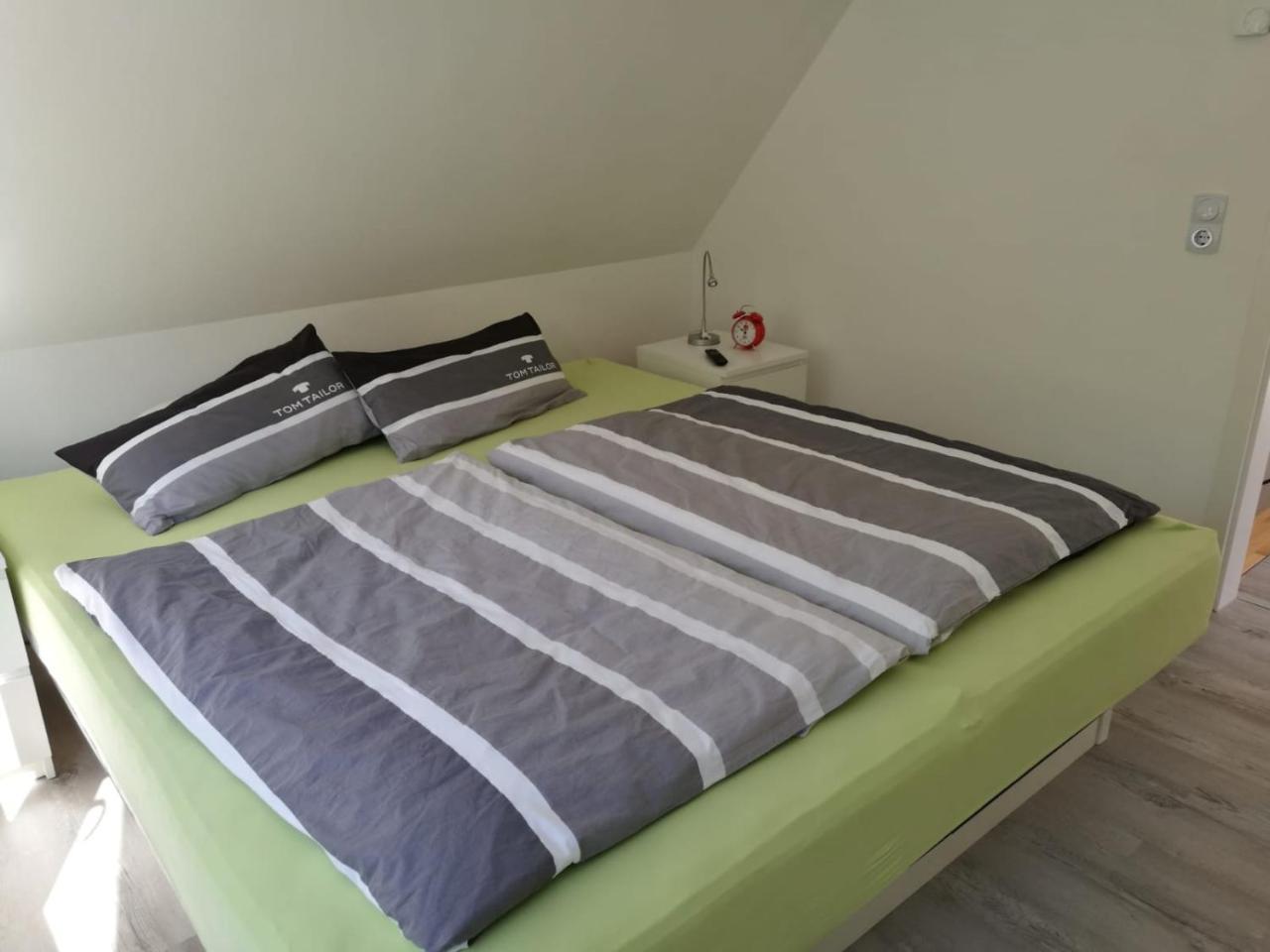 Ferienhaus Görmer mit Wasserbett Schmölln Exterior foto